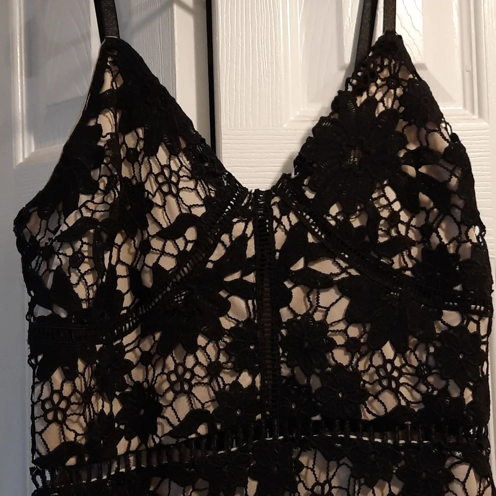 Junior med forever 21 dress - Picture 3 of 8